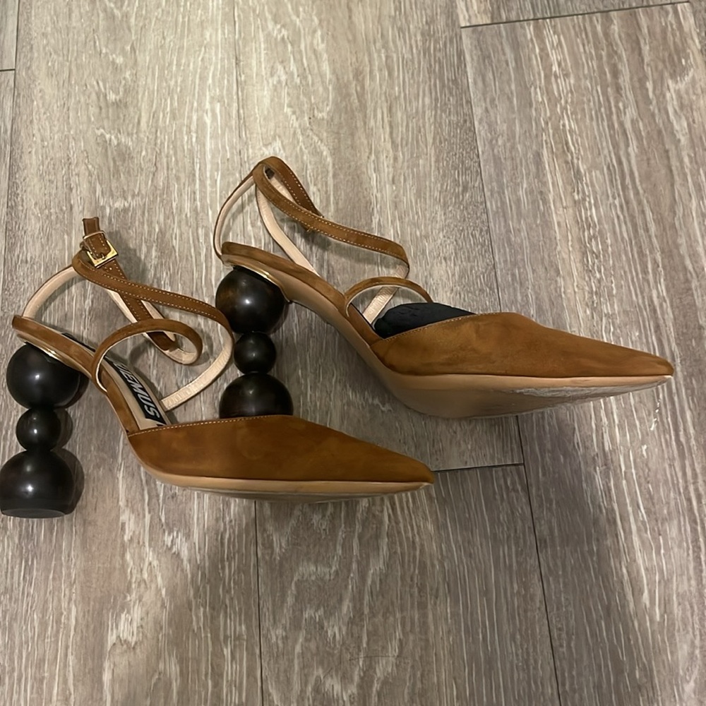 Jacquemus Suede Heels - Picture 8 of 10